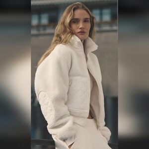 ALO Yoga Foxy Sherpa Jacket White